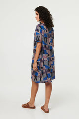 Abstract Relaxed Knee Length Shift Dress