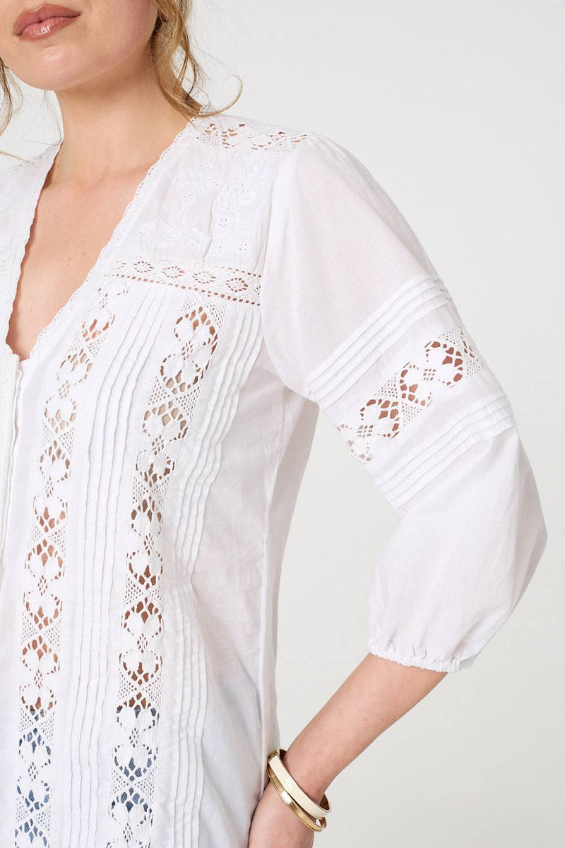 Lace Trim 3/4 Sleeve V-Neck Blouse