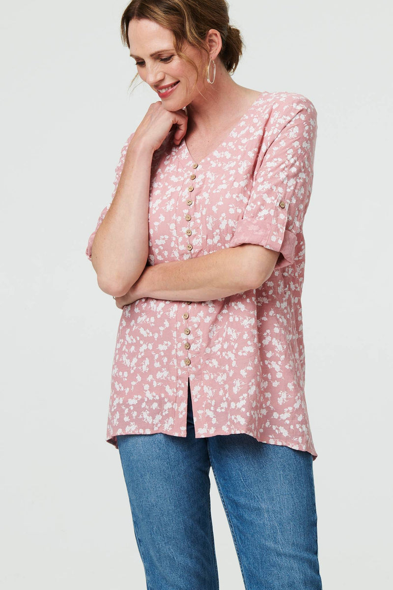 Ditsy Floral 3/4 Sleeve Curve Hem Top